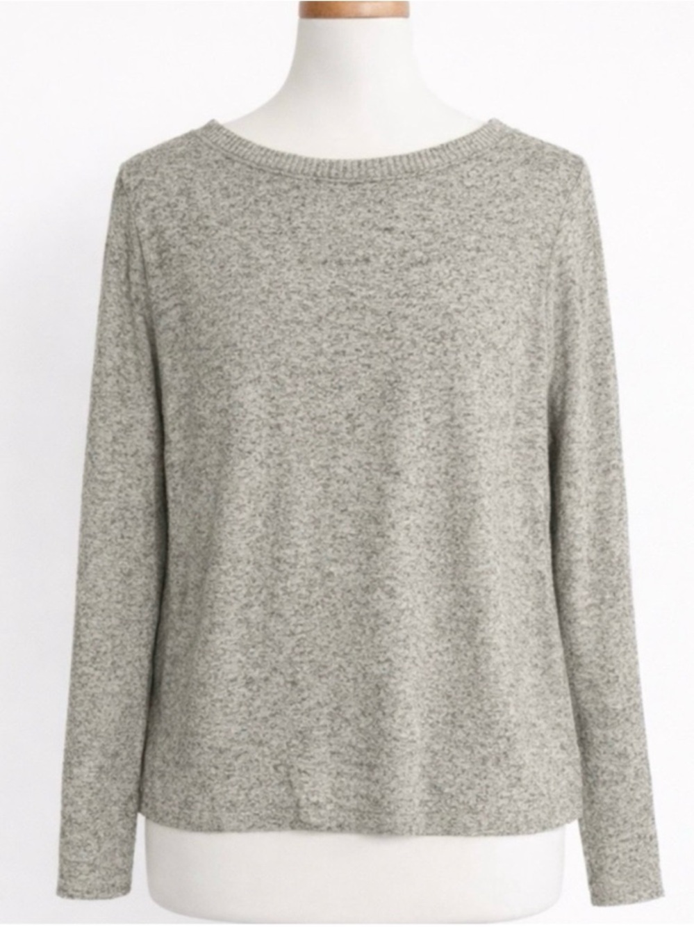 Kaileigh Stitch Fix. Floral Raglan Long Sleeve Top. Black Heathered Beige.Sz XL. - Picture 3 of 4